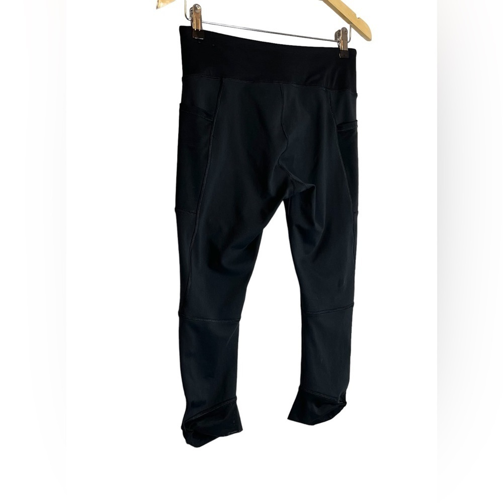 ✅SOLD-Calia By Carrie Underwood | Capri Leggings Twist Mesh Cuff Zip Pocket - Picture 4 of 7